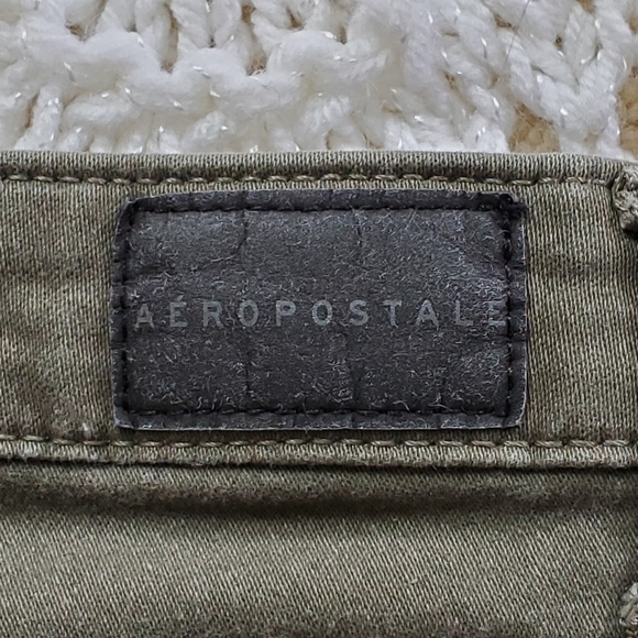 Aeropostale Midi Shorts Army Green Size 0 - Picture 5 of 8